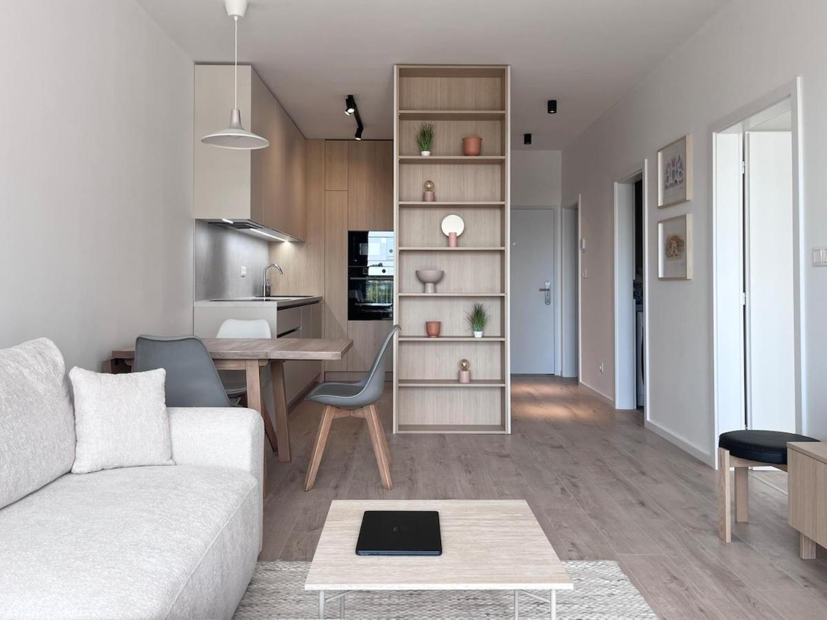 Apartmán Modern In Bratislava With Terrace